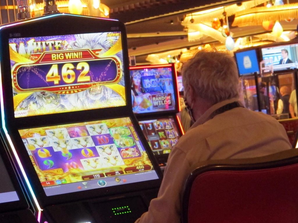 Online Slot Gambling